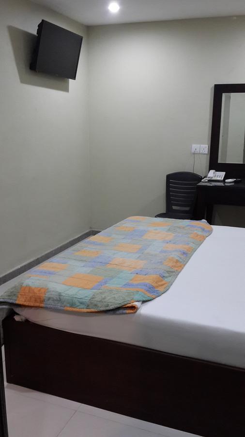 Leon Inn Jodoh Square Batam 外观 照片
